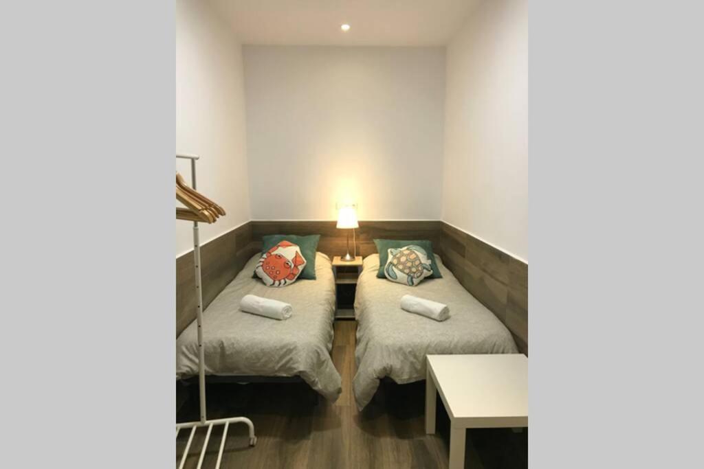 Bonito Apartamento Junto A Paseo De La Bomba Appartement Granada Buitenkant foto